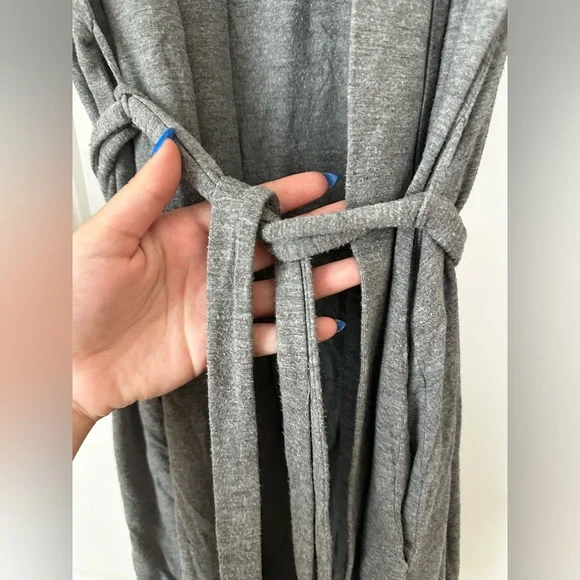 Skims Soft Lounge Robe - Picture 3 of 6